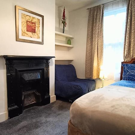 Cntrl Reading Modernized 3 Bedroom House 외부 사진