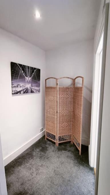Cntrl Reading Modernized 3 Bedroom House 외부 사진