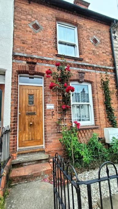 Cntrl Reading Modernized 3 Bedroom House 외부 사진